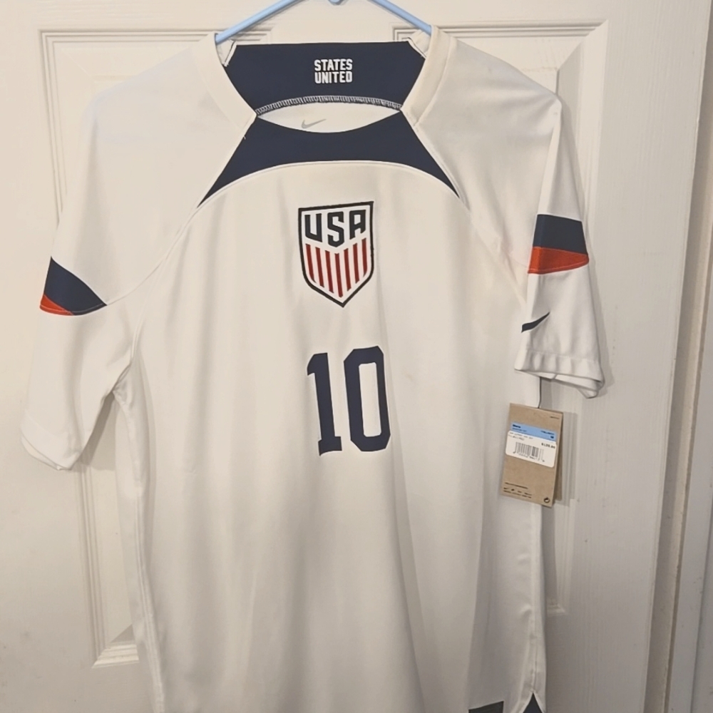 Men's MED Nike pro soccer Jerry